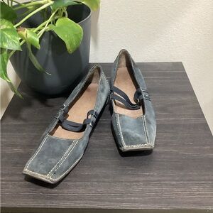 Stylish Women's Blue Loafers